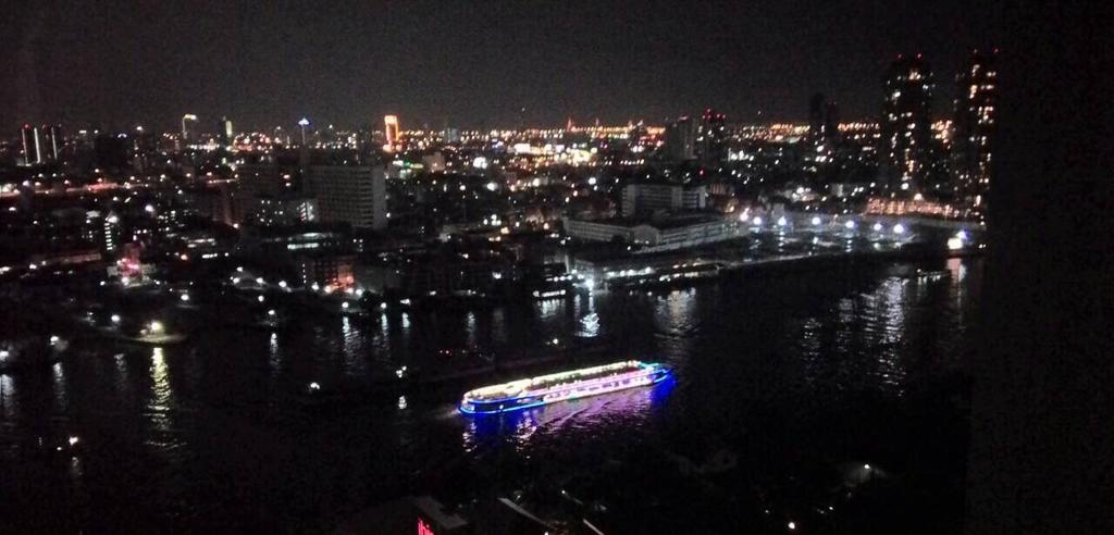Baan Sathorn Riverfront Bangkok Pokój zdjęcie