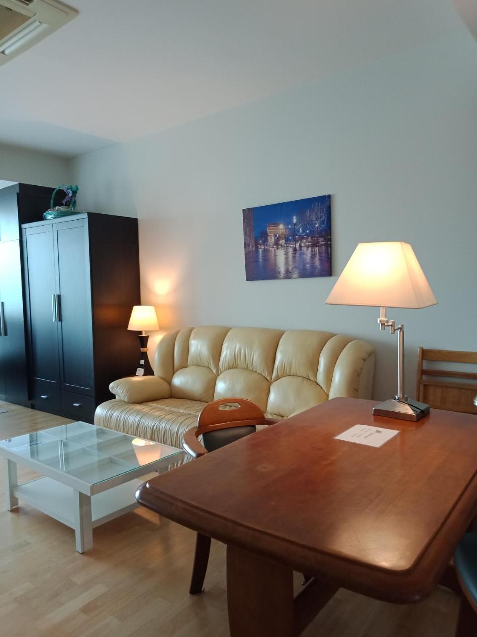 Baan Sathorn Riverfront Bangkok Zewnętrze zdjęcie