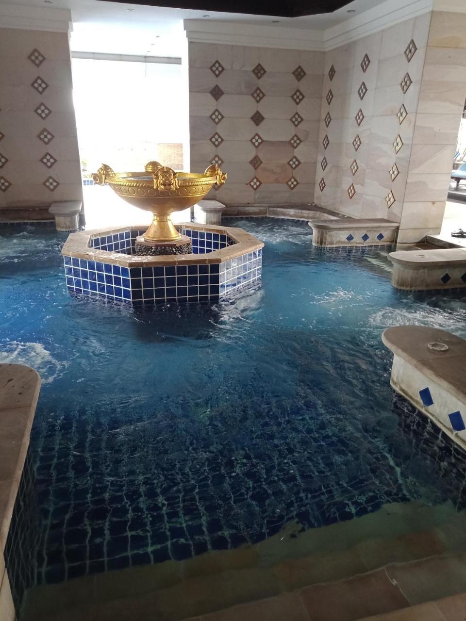 Baan Sathorn Riverfront Bangkok Zewnętrze zdjęcie